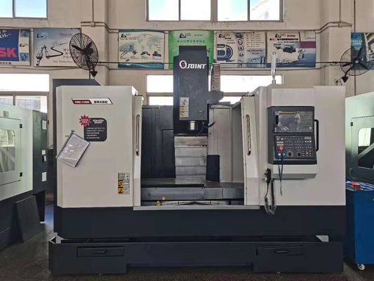 RS232 11kw Vertical CNC Milling Machine Vmc-1160d BT40 Taper